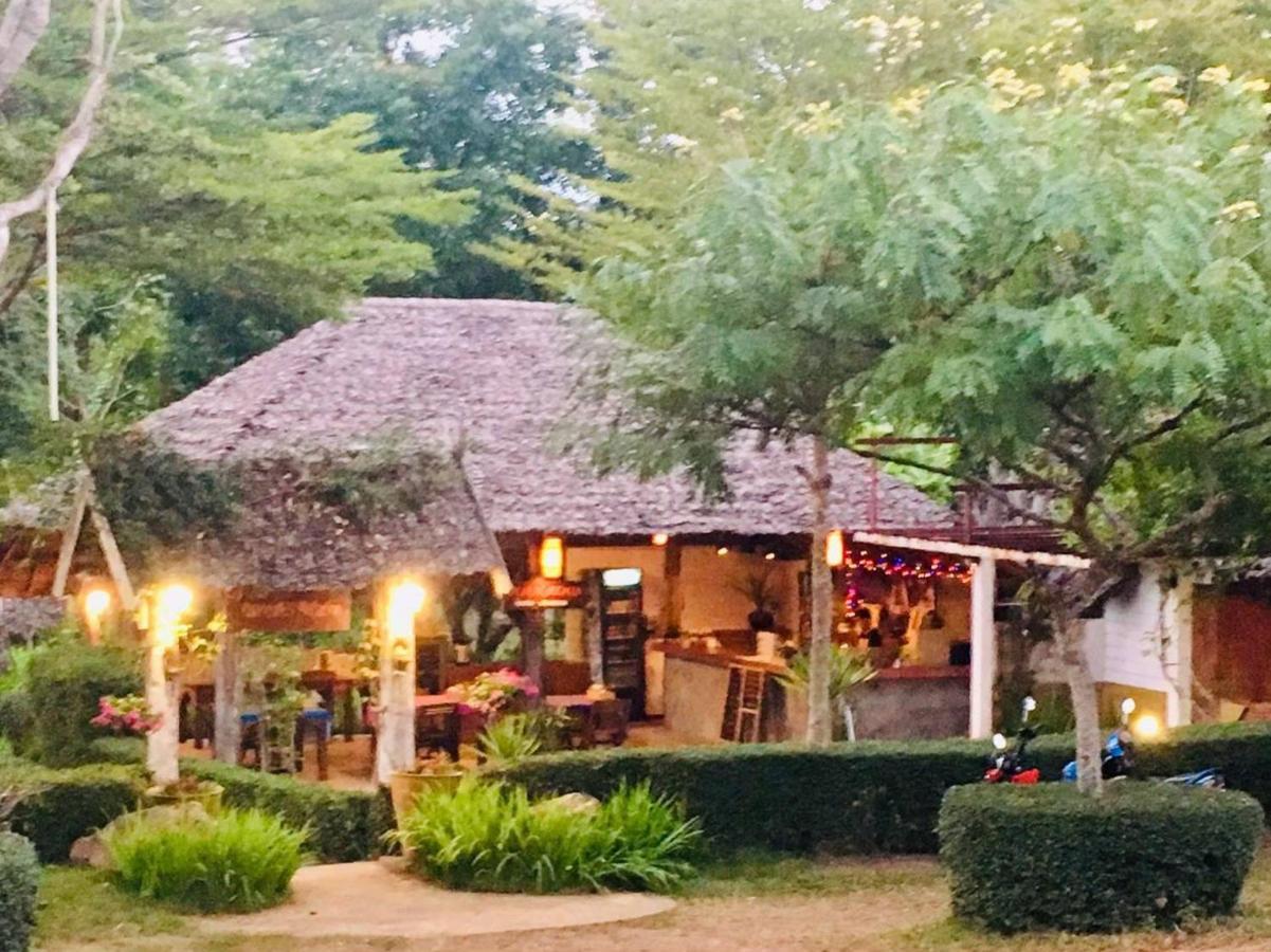 Vimarnkiri Resort Pai Exterior photo